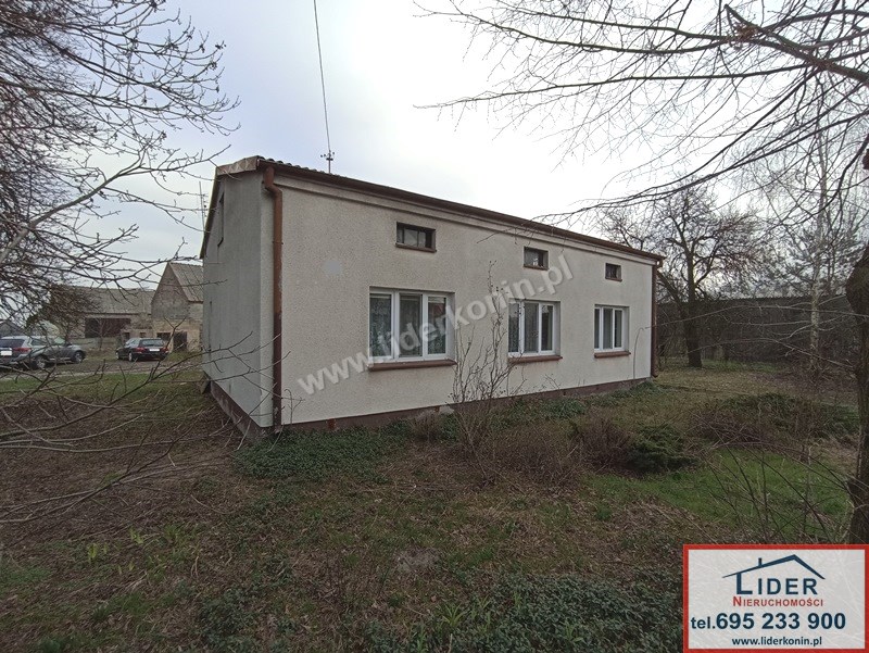 Dom 100 m² + budynki gospodarcze – działka 38 ar — Kopojno, gm. Zagórów